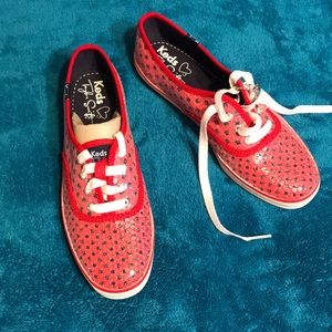 New w/o box red Taylor Swift Keds Size 5